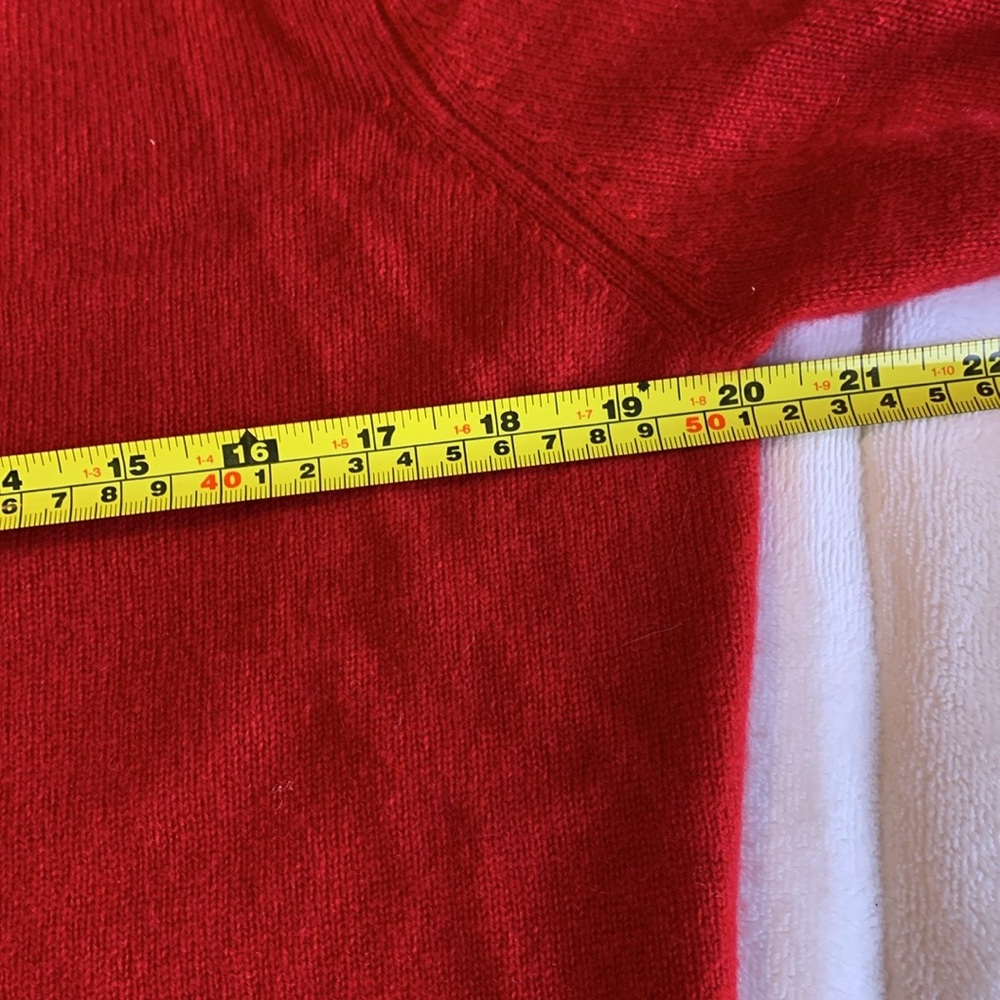 100% Cashmere 2 ply Peck and Peck Red Sweater - Picture 9 of 11